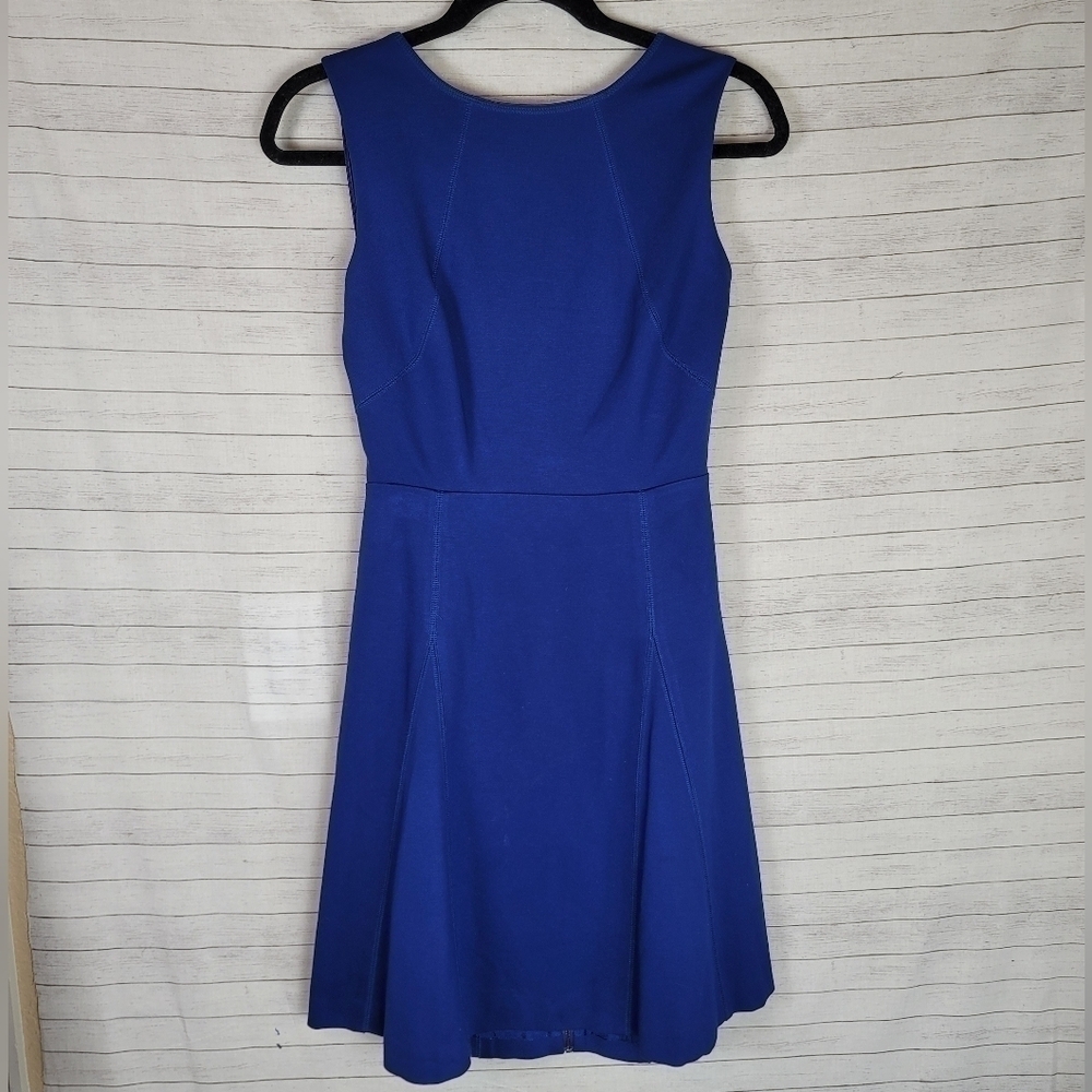 TRINA TURK ROYAL BLUE FIT & FLARE DRESS W BACK CUTOUT, SZ 6